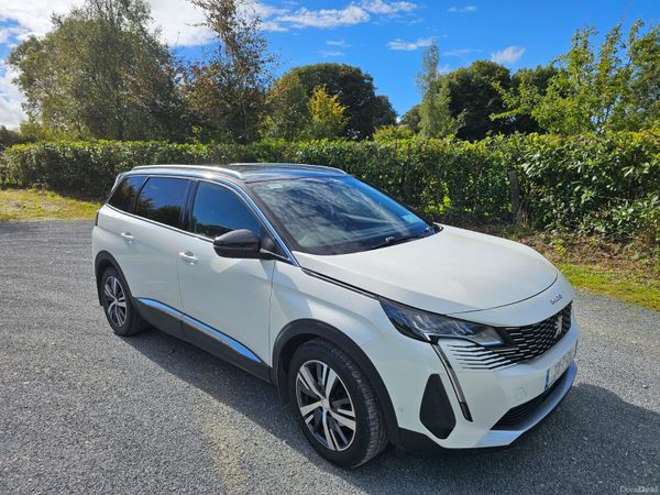 Peugeot 5008 MPV, Diesel, 2022, White