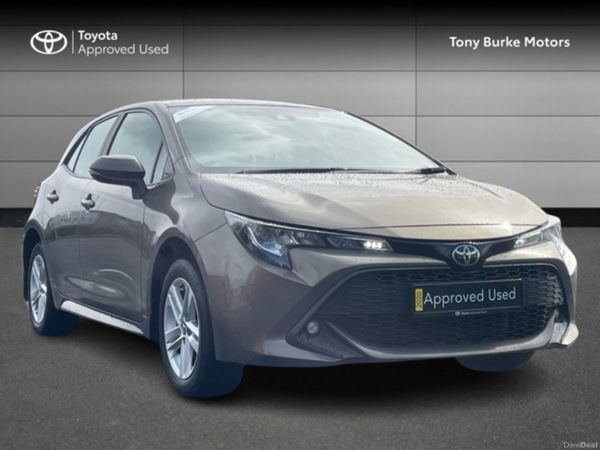 Toyota Corolla Hatchback, Petrol, 2020, Brown