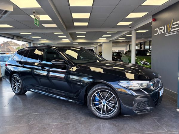 BMW 5-Series Estate, Petrol Hybrid, 2022, Black