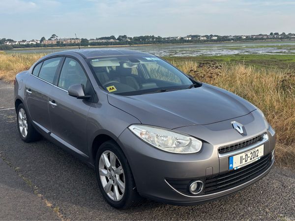 Renault Fluence Saloon, Diesel, 2011, Grey
