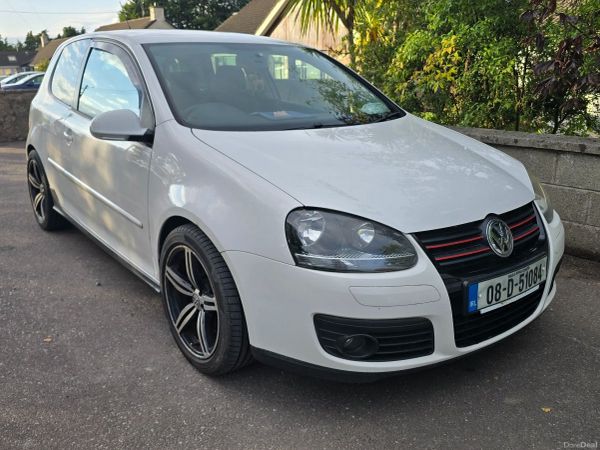 Volkswagen Golf Hatchback, Petrol, 2008, White
