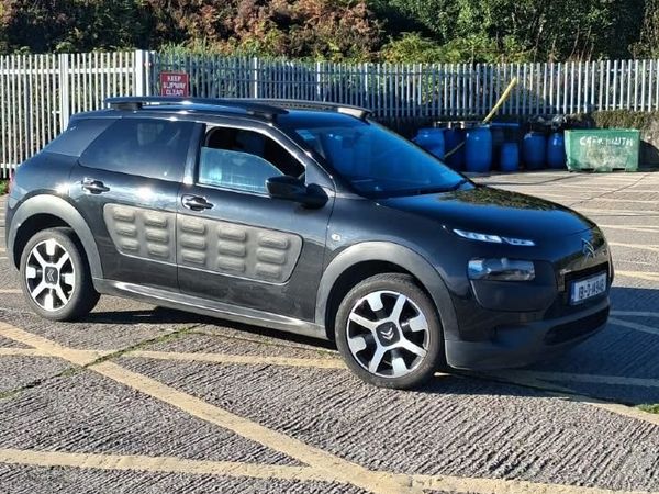 Citroen C4 Hatchback, Diesel, 2018, Black