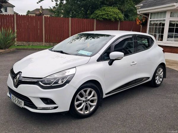 Renault Clio Hatchback, Petrol, 2017, White