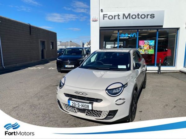 Fiat 600 Hatchback, Petrol, 2025, Grey