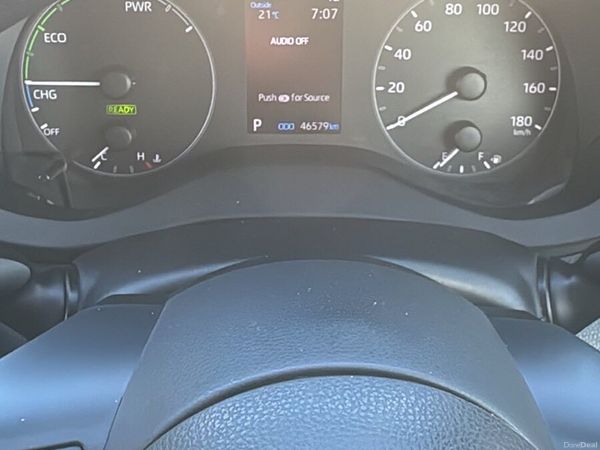 Toyota Yaris Hatchback, Petrol Hybrid, 2020, Red