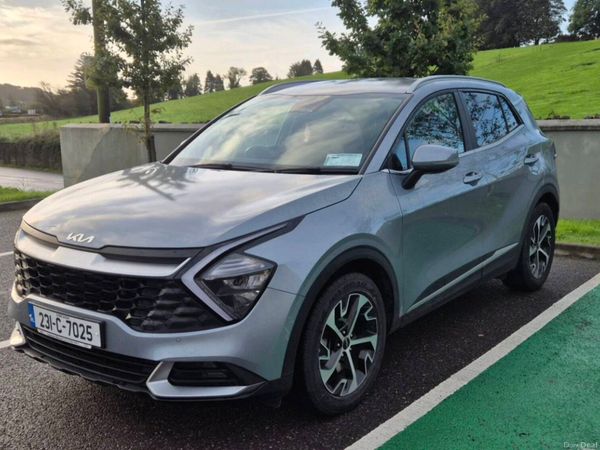 Kia Sportage SUV, Diesel Hybrid, 2023, Grey