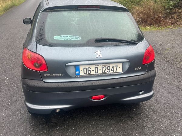 Peugeot 206 Hatchback, Petrol, 2006, Grey