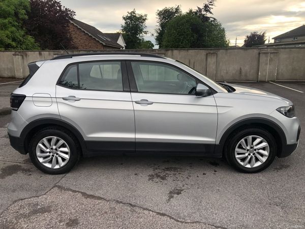 Volkswagen T-Cross Estate/Jeep, Petrol, 2019, Grey