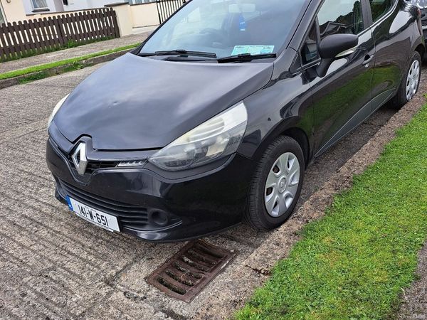 Renault Clio Hatchback, Petrol, 2014, Black