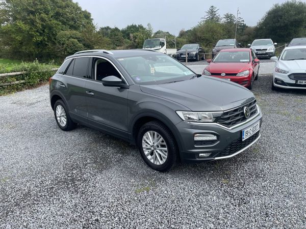 Volkswagen T-Roc SUV, Petrol, 2019, Silver
