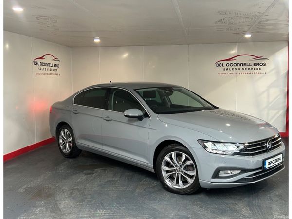 Volkswagen Passat Saloon, Diesel, 2022, Grey