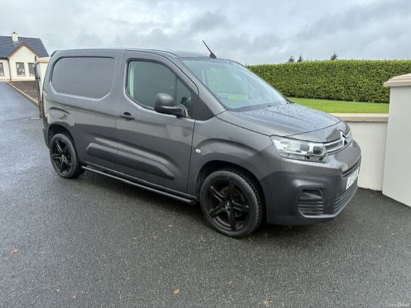 Citroen Berlingo MPV, Diesel, 2023, Grey