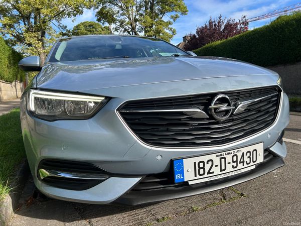 Opel Insignia Hatchback, Diesel, 2018, Grey