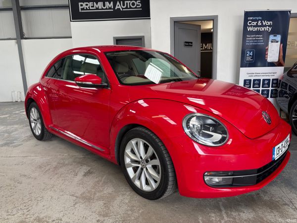 Volkswagen Beetle Hatchback, Petrol, 2013, Red