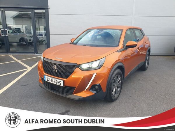 Peugeot 2008 MPV, Petrol, 2022, Orange
