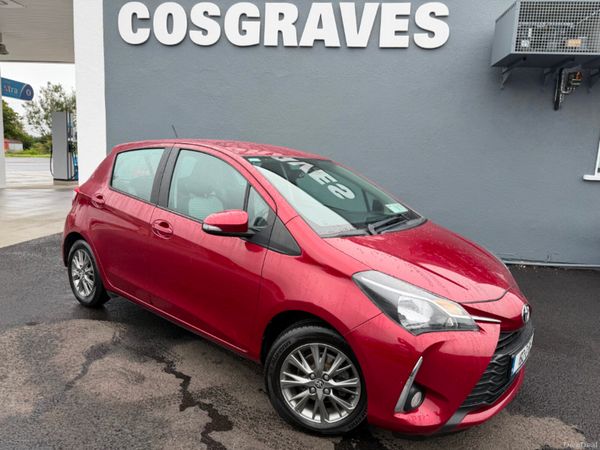 Toyota Yaris MPV, Petrol, 2018, Red