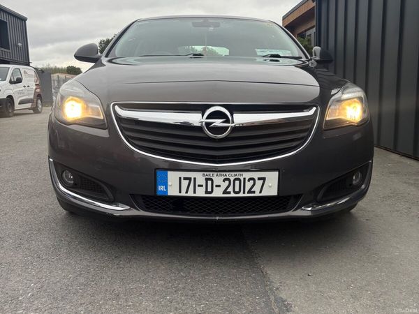 Opel Insignia Hatchback, Diesel, 2017, Grey