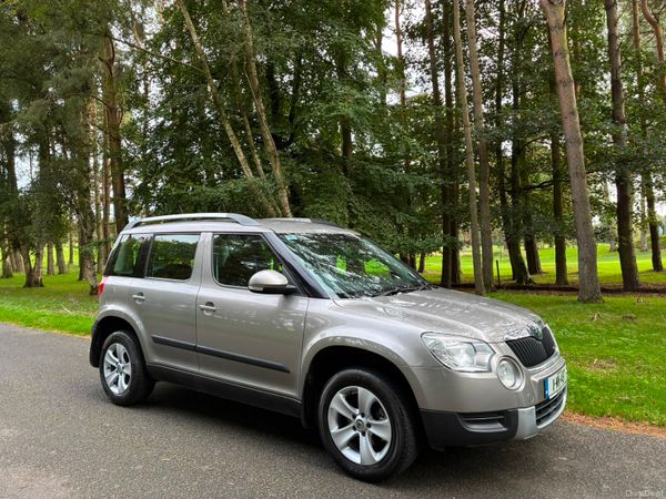 Skoda Yeti SUV, Diesel, 2011, Beige