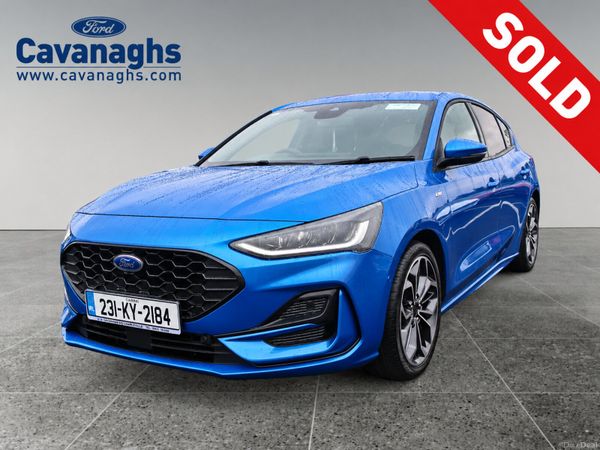 Ford Focus Hatchback, Petrol, 2023, Blue