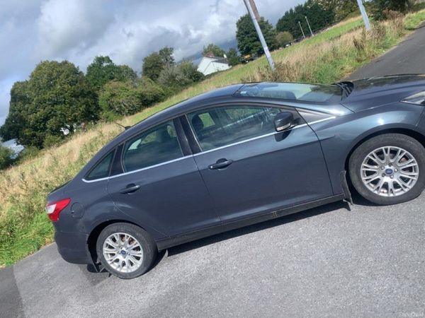 Ford Focus Saloon, Diesel, 2014, Blue