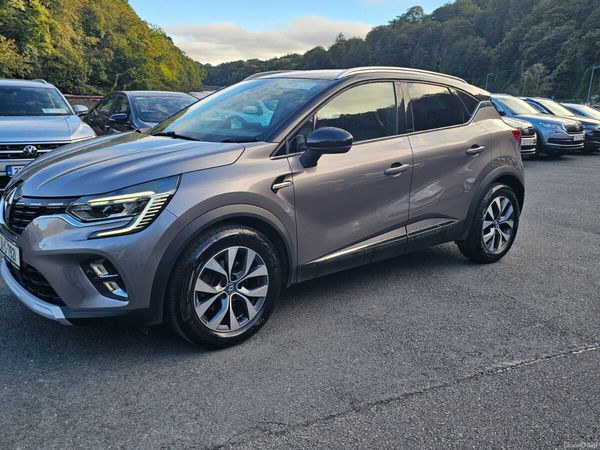 Renault Captur Hatchback, Petrol Plug-in Hybrid, 2021, Grey