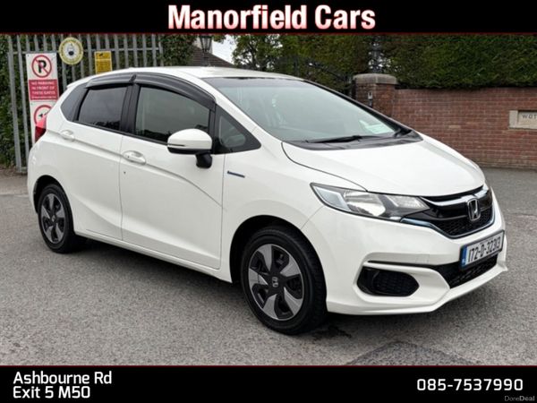 Honda Fit Hatchback, Petrol Hybrid, 2017, White