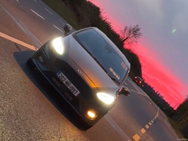 Ford Fiesta Hatchback, Petrol, 2020, Grey