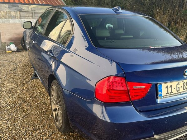 BMW 3-Series Saloon, Diesel, 2011, Blue