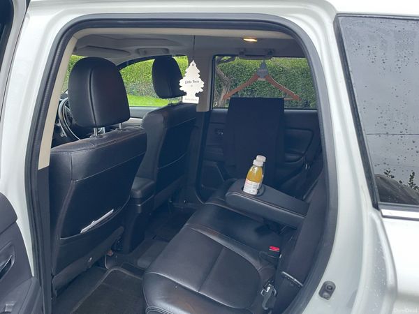 Mitsubishi Outlander SUV, Petrol Plug-in Hybrid, 2014, White
