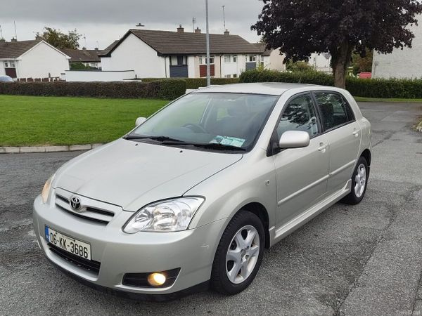 Toyota Corolla Hatchback, Petrol, 2006, Silver