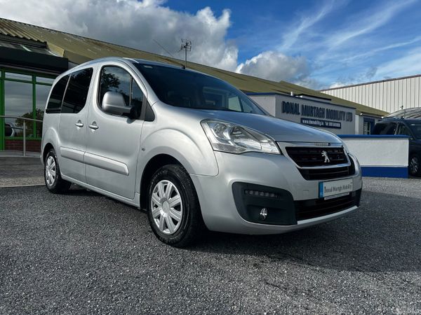 Peugeot Partner MPV, Diesel, 2018, Silver