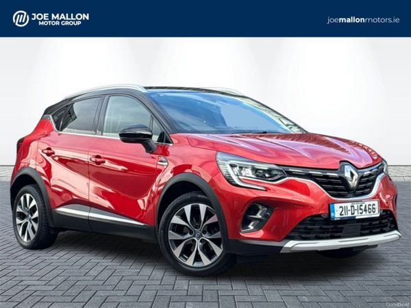 Renault Captur Hatchback, Petrol Plug-in Hybrid, 2021, Red