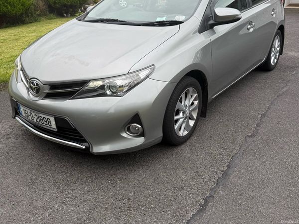Toyota Auris Hatchback, Diesel, 2015, Grey