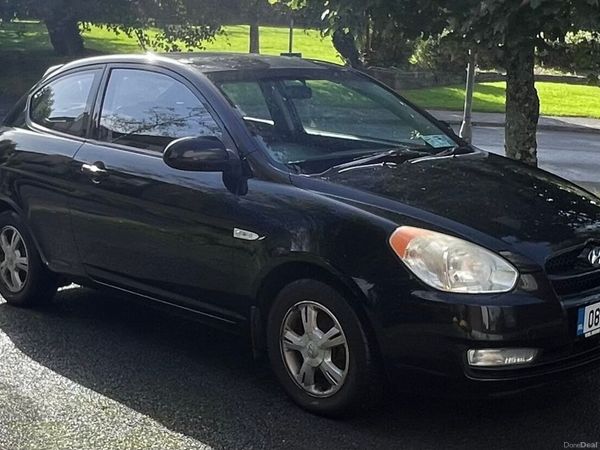Hyundai Accent Hatchback, Diesel, 2008, Black