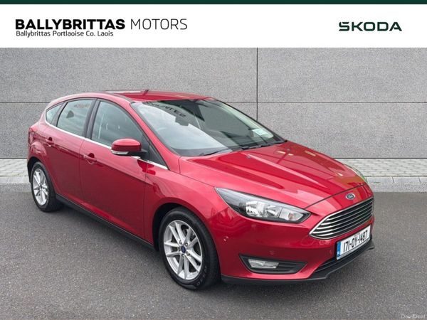 Ford Focus Hatchback, Diesel, 2017, Red