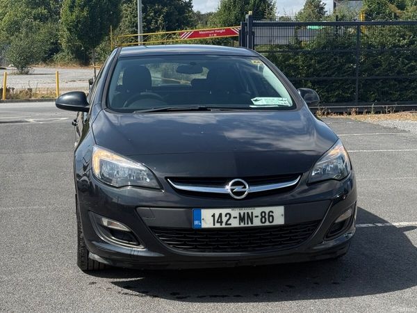 Opel Astra MPV, Diesel, 2014, Black
