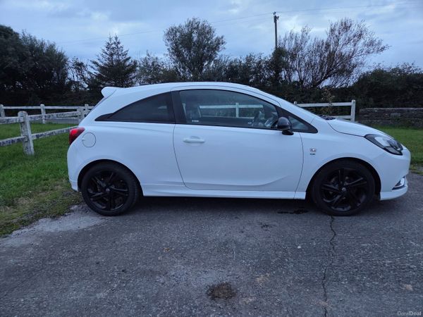 Opel Corsa Hatchback, Petrol, 2016, White