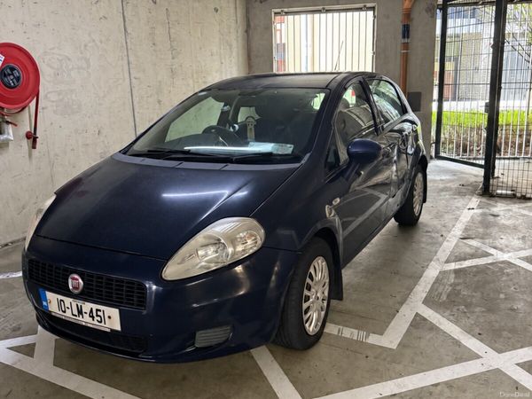 Fiat Punto Hatchback, Petrol, 2010, Blue