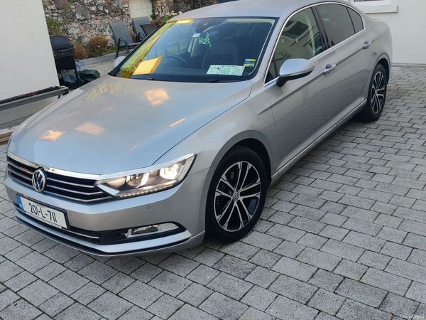 Volkswagen Passat Saloon, Diesel, 2020, Grey