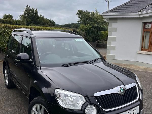 Skoda Yeti SUV, Diesel, 2012, Black