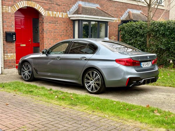 BMW 5-Series Saloon, Petrol Plug-in Hybrid, 2018, Blue