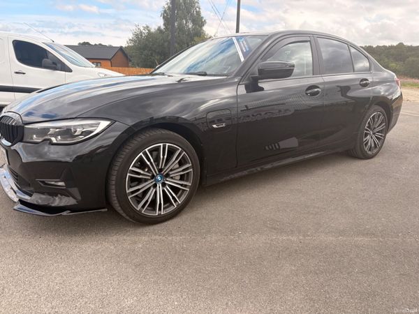 BMW 3-Series Saloon, Petrol Plug-in Hybrid, 2022, Black