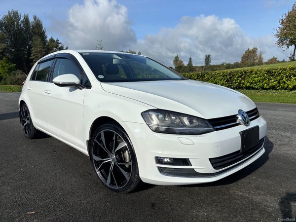 Volkswagen Golf Hatchback, Petrol, 2016, White