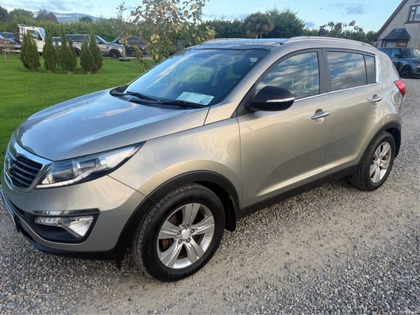 Kia Sportage SUV, Diesel, 2011, Silver