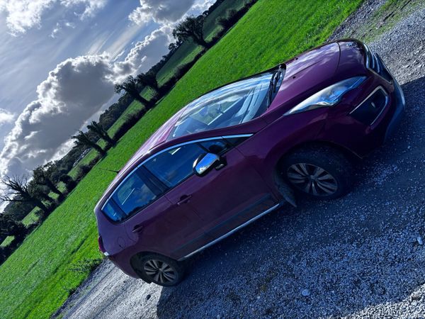 Peugeot 3008 SUV, Diesel, 2014, Red
