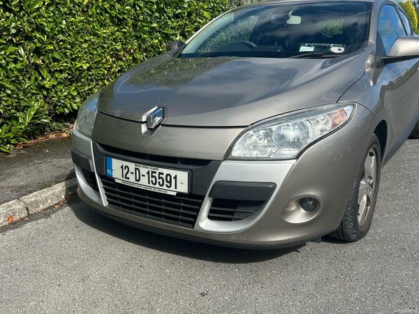 Renault Megane Coupe, Diesel, 2012, Gold