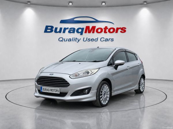 Ford Fiesta Hatchback, Petrol, 2014, Silver