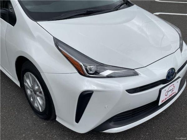 Toyota Prius Hatchback, Petrol Hybrid, 2021, White