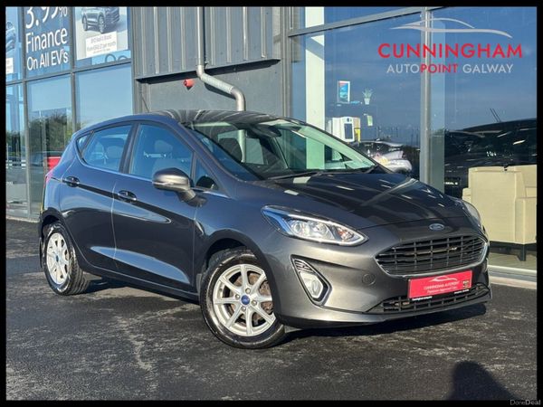 Ford Fiesta Hatchback, Petrol, 2018, Grey