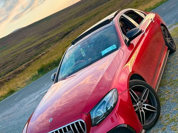 Mercedes-Benz E-Class Saloon, Diesel, 2017, Red